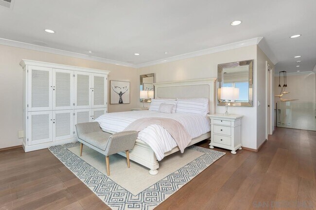 Building Photo - 270 Surfview Ct
