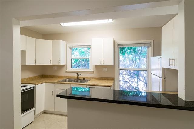 Building Photo - 3420 Granada Ave