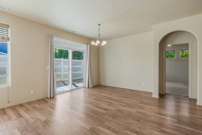 Building Photo - 3 bed with Office Rancher in the Landings Neighborhood