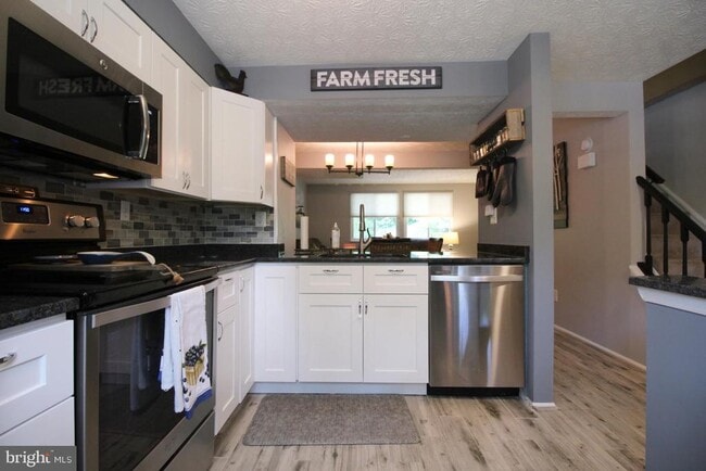 Building Photo - 1644 Purple Sage Dr