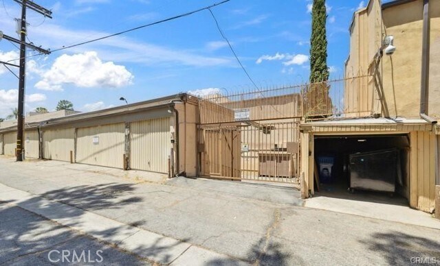 Building Photo - 17000 Burbank Blvd