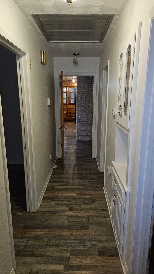 Building Photo - 111 Timothy Trail