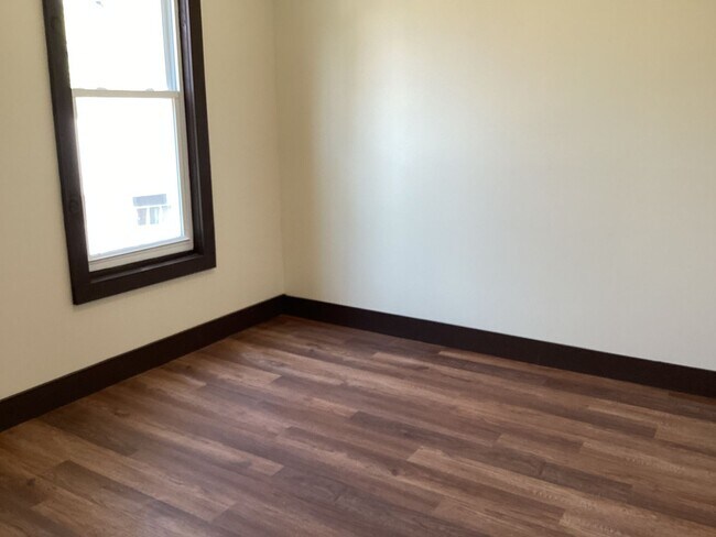 Building Photo - 1219-21 N 33rd St