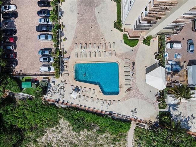 Building Photo - 1900 S Ocean Blvd