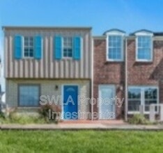 Building Photo - 3221 Ryan St