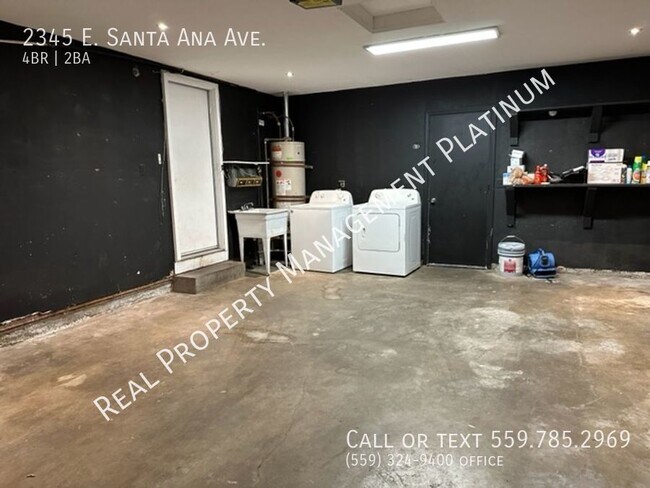 Building Photo - $2,600 Fresno & Shaw, 4 Bedroom + Private ...