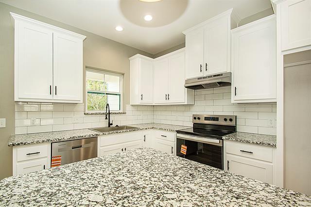 Building Photo - 20496 US Hwy 377