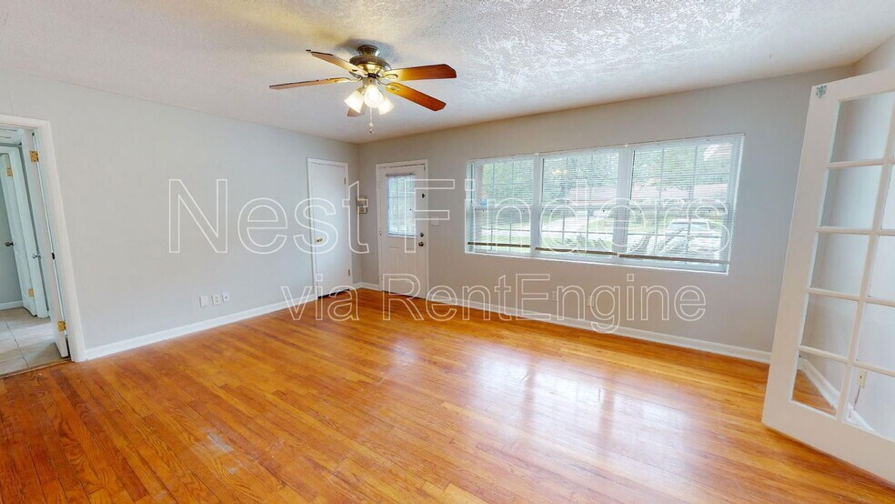 Primary Photo - 8229 Hogan Rd