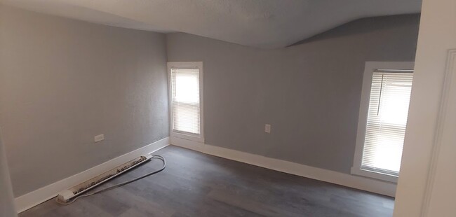 Building Photo - 5102 N 51st Blvd