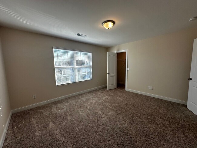 Building Photo - Exclusively Offered By Muse Realty Rentals, LLC