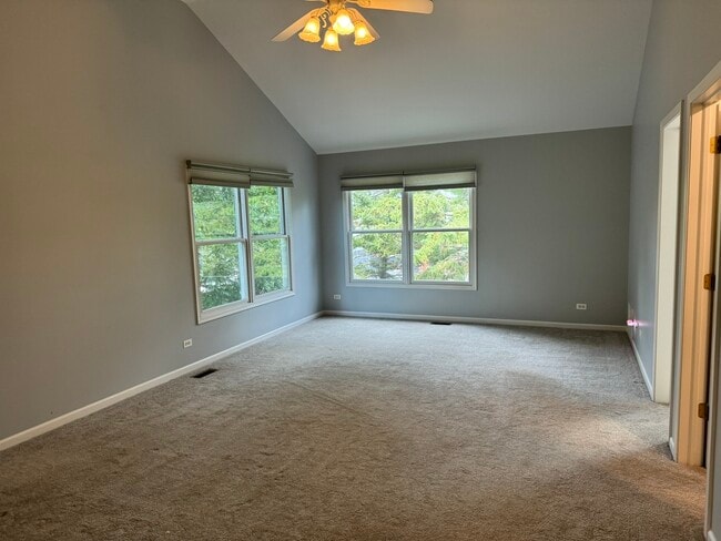 Building Photo - 1N061 Mission Ct