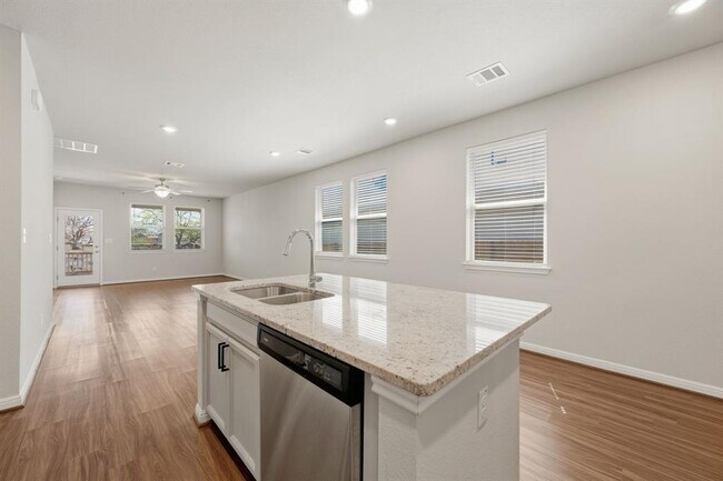 Building Photo - 217 McFarland St