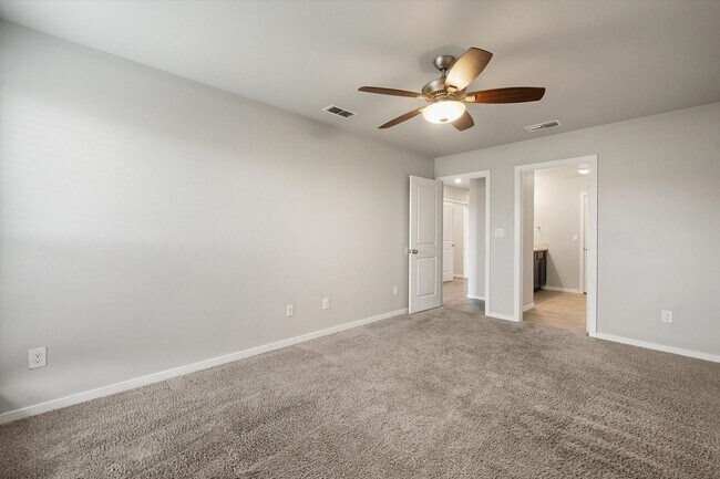 Building Photo - 14409 Avenue X