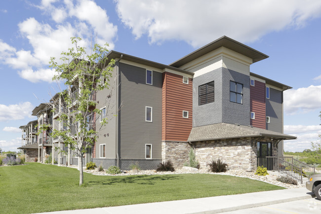 Stonefield Apartments - Stonefield Townhomes