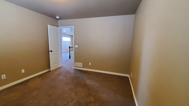 Building Photo - $2576, 5 Br/4 BA Stunning house for rent in Colorado Springs