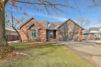 Building Photo - 10106 W Jamesburg St