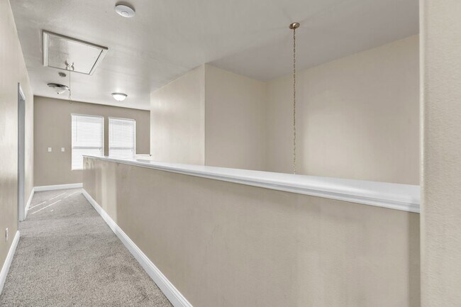 Building Photo - 1744 Boise Dr