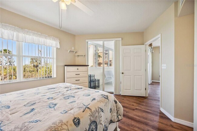 Building Photo - 2625 Terra Ceia Bay Blvd
