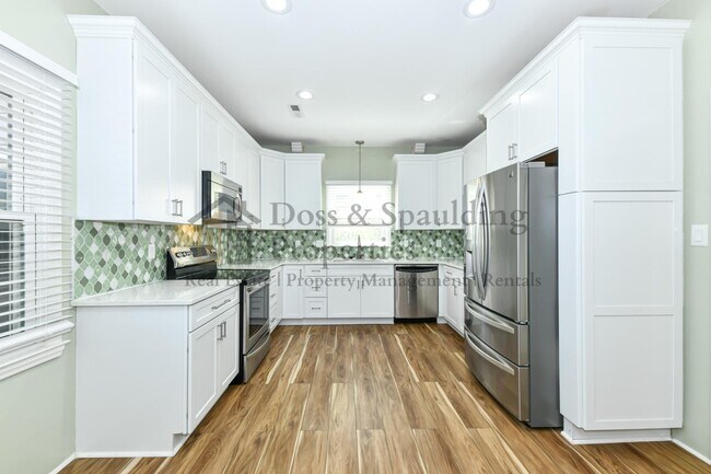 Building Photo - 500 Lindley Rd