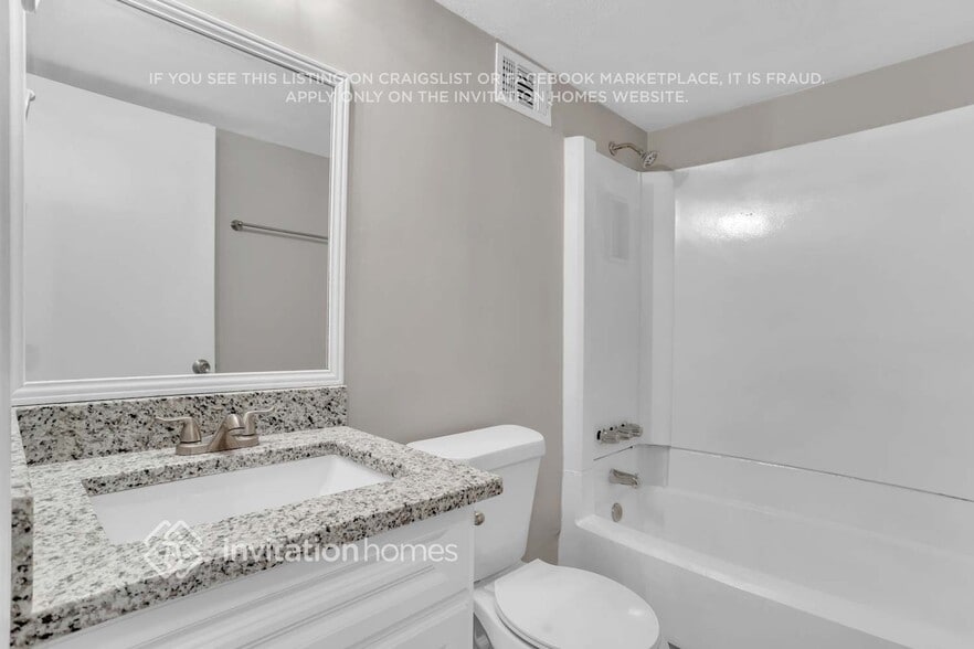 Building Photo - 6791 E Woodridge Pl