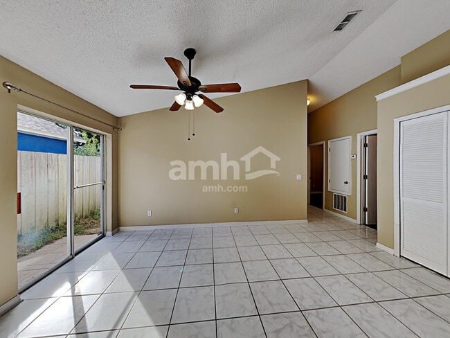 Building Photo - 12706 Parkbury Dr