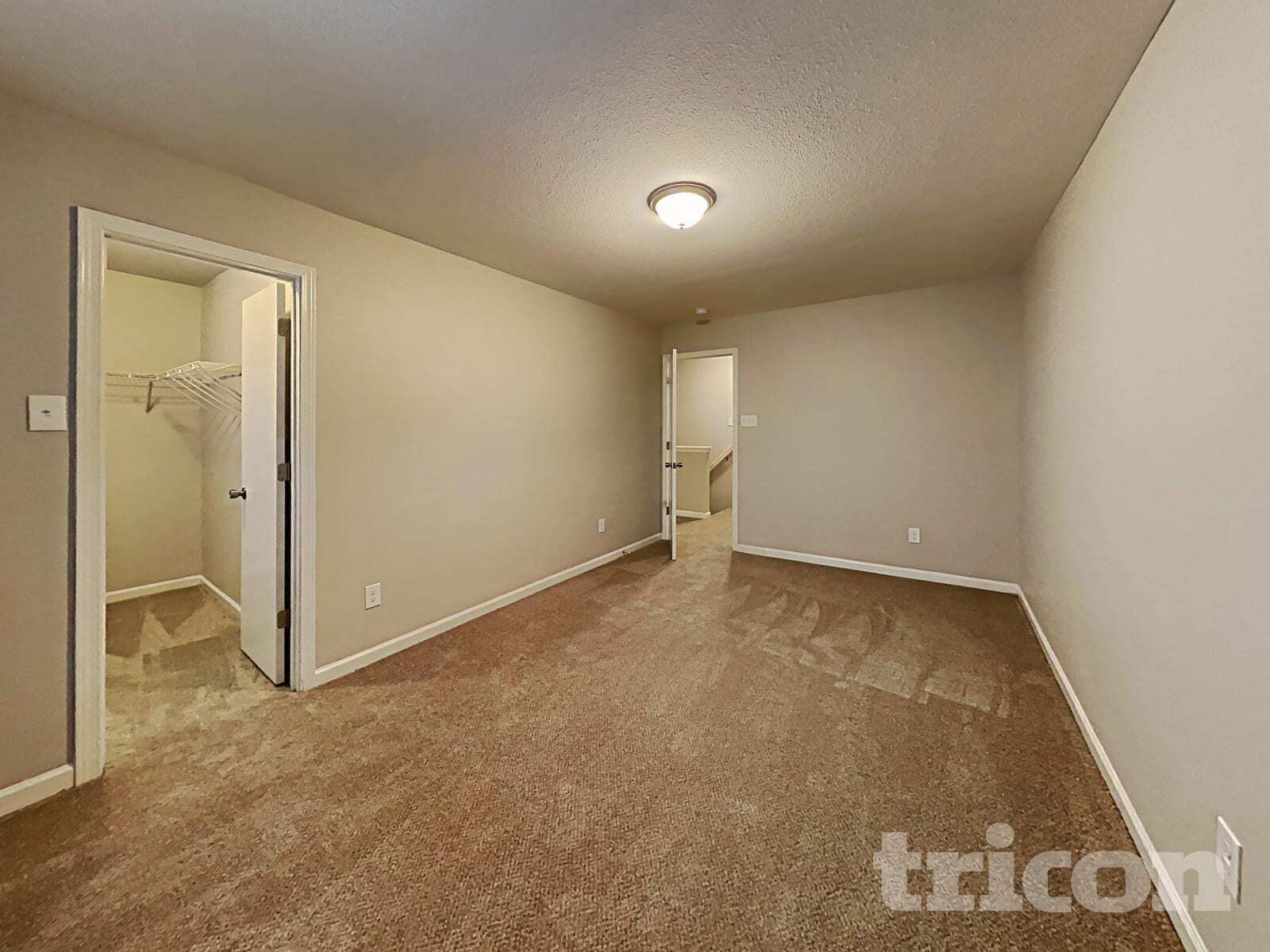 Building Photo - 807 Chastain Ave