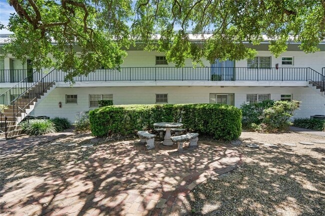 Building Photo - 1941 Lanier Ct