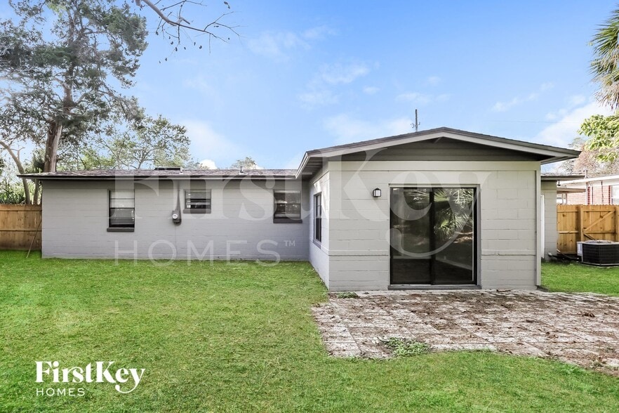 Building Photo - 2853 Oakcove Ln