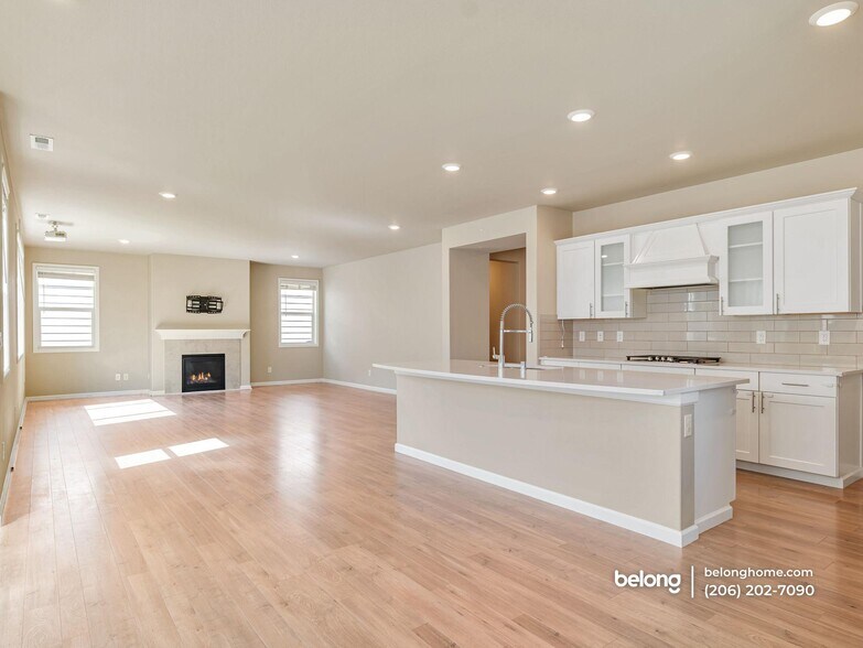 Building Photo - 33149 Glacier Ave SE