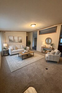 Building Photo - 372 Tor St