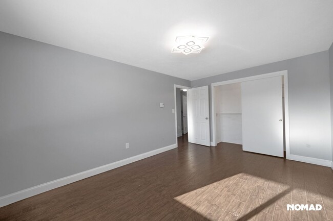 Building Photo - 2 Bedroom Condo in Londonderry