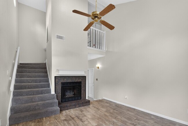 Building Photo - 5515 Strack Rd