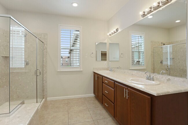 Building Photo - 3920 Purple Finch Ln