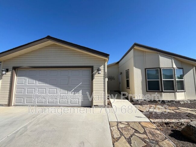 Building Photo - 15300 Palm Dr
