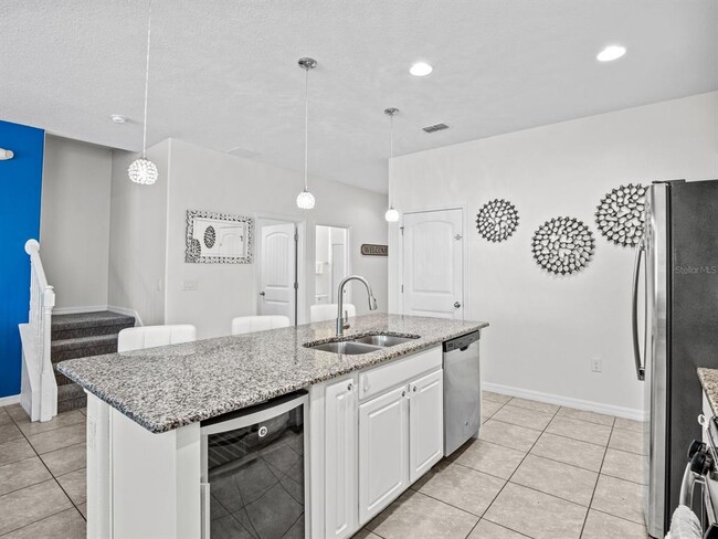 Building Photo - 4811 Terrasonesta Dr