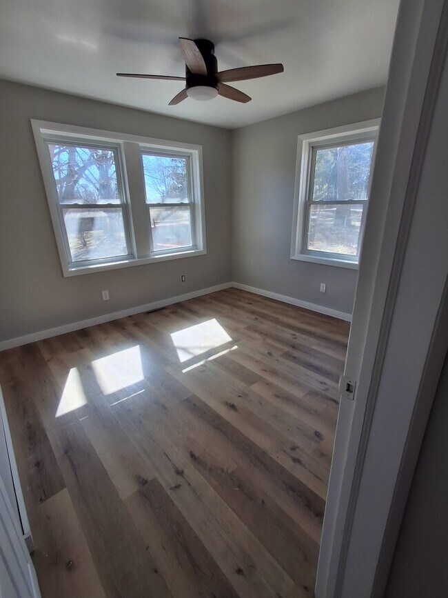 Building Photo - 105 Orchard St