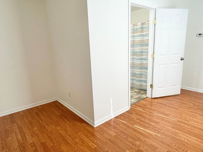 Building Photo - 5164 Main St