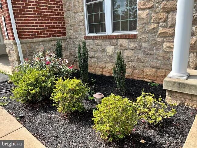 Building Photo - 44377 Stone Roses Cir