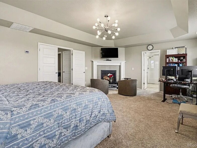 Building Photo - 8835 Foxfire St