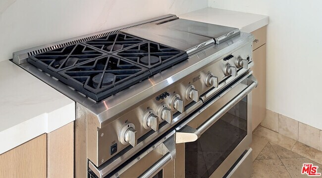 Building Photo - 31280 Bailard Rd