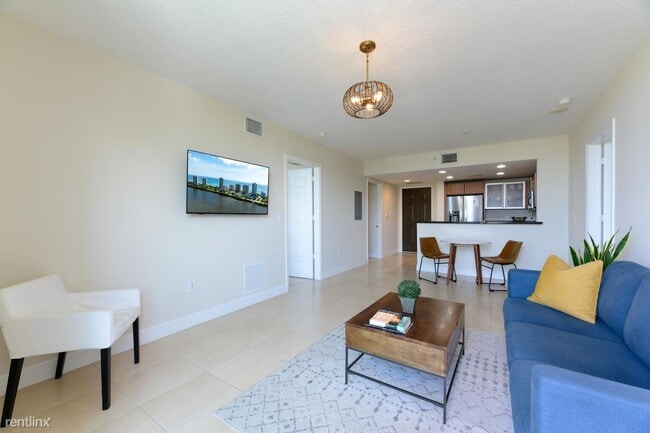 Building Photo - 2 br, 2 bath House - 610 Clematis St Apt 406