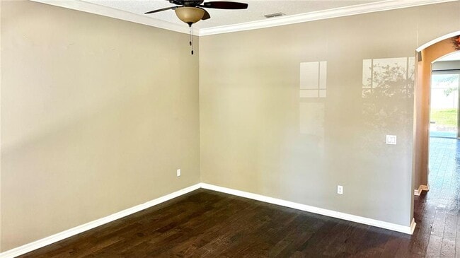 Building Photo - 4890 Palmetto Park Dr