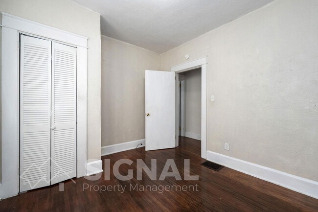 Building Photo - 1618 51st St W