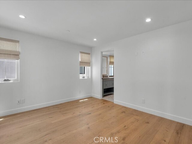 Building Photo - 505 Bayview Dr