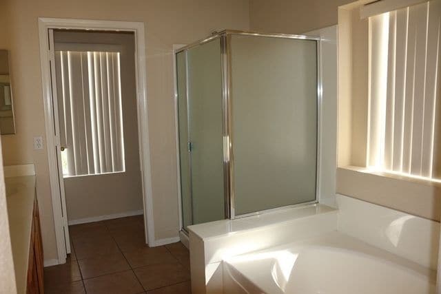 Building Photo - 16594 N 162nd Dr