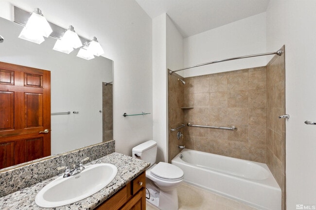 Building Photo - 145 Twinberry Cir