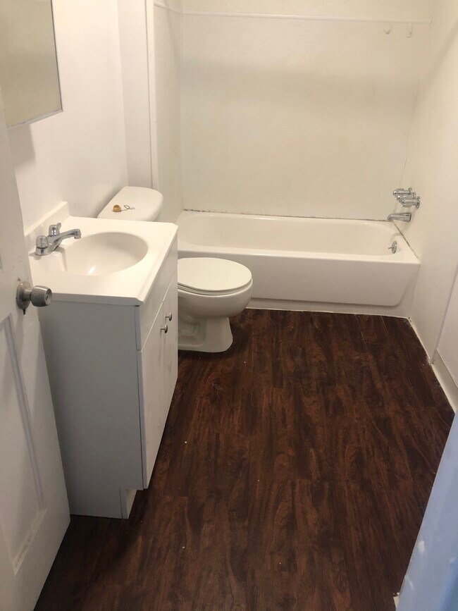 Bathroom - 412 N Neville St