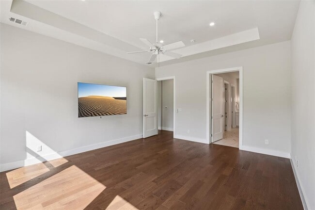 Building Photo - 2404 Sailboat Pass