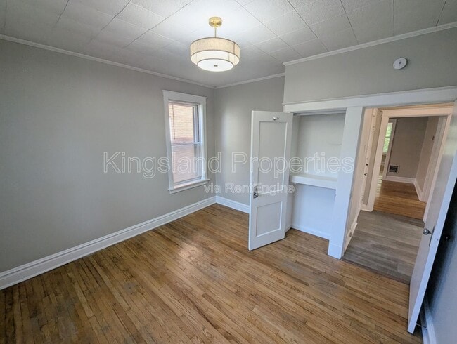 Building Photo - 5707 Dewey Ave