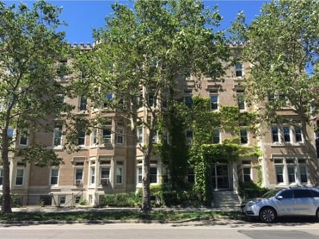 Building Photo - 1834 Beacon St